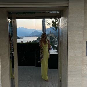 Meet your Posher, Vale